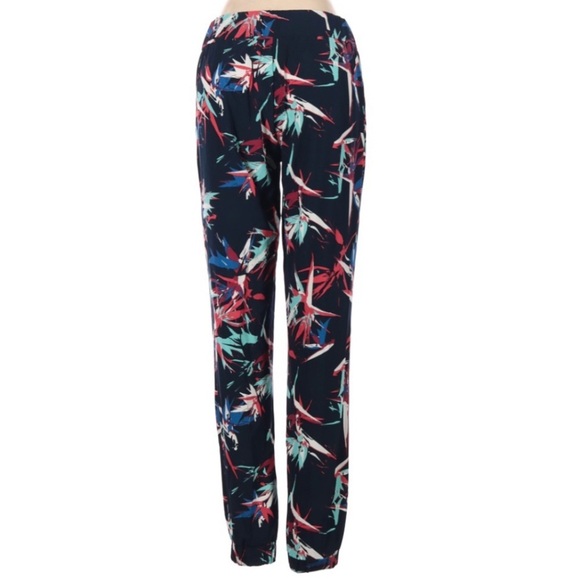 G By Giuliana‎ Red Blue White Tropical Print Jogger Pant Size 2 - Picture 3 of 5